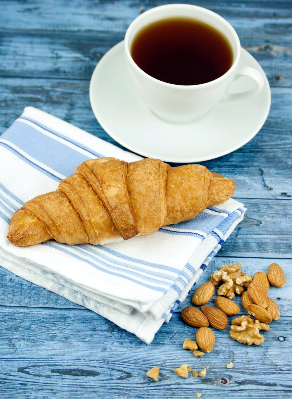 coffee croissant